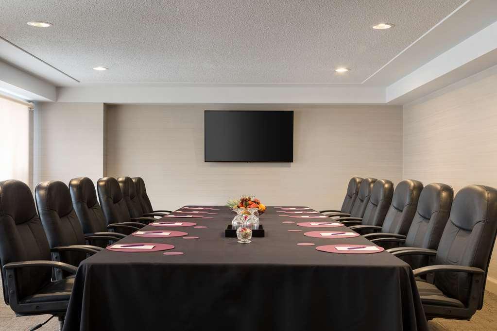 Coast Edmonton Plaza Hotel By Apa Faciliteiten foto