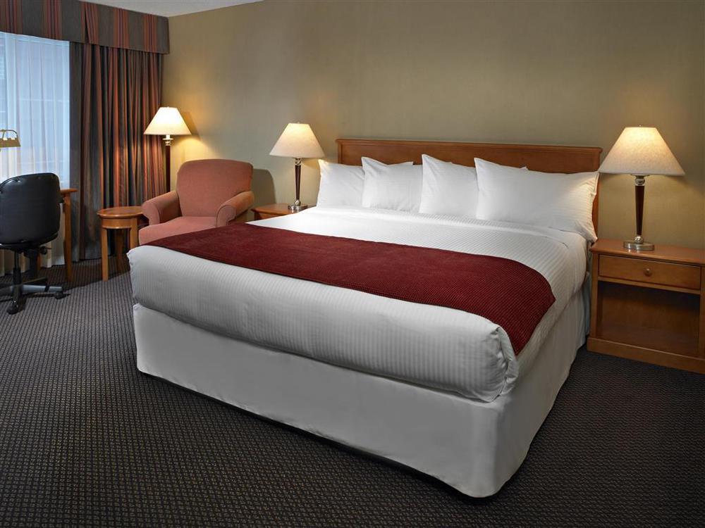 Coast Edmonton Plaza Hotel By Apa Kamer foto