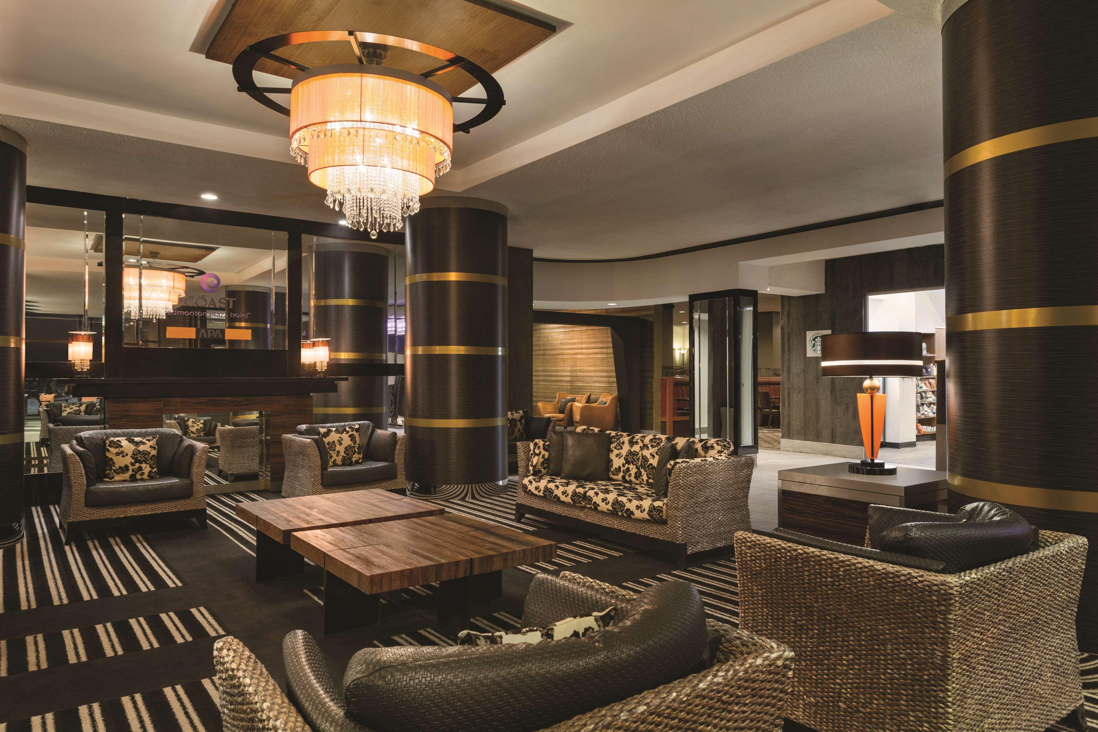 Coast Edmonton Plaza Hotel By Apa Buitenkant foto